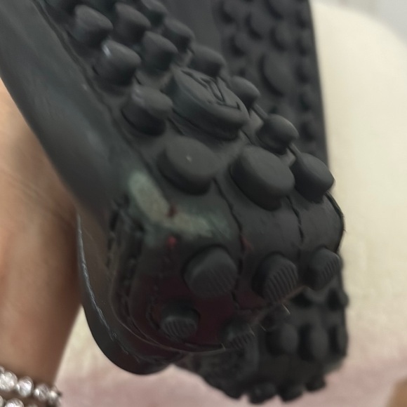 Authentic Louis  Vuitton Black and Gold loafers - Picture 7 of 10